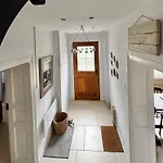 Holiday home Rural 3 Bedroom With Swimming Pool