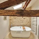 Rural 3 Bedroom With Swimming Pool Raix