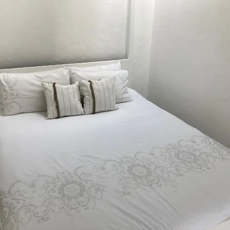 Rural 3 Bedroom With Swimming Pool Tatil Evi Raix