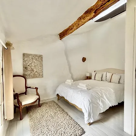 Holiday home Rural 3 Bedroom With Swimming Pool Raix