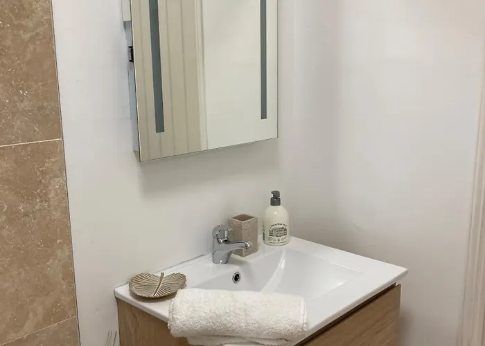 Ferienhaus Rural 3 Bedroom With Swimming Pool *