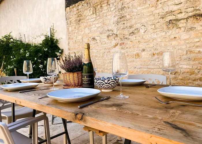 Ferienhaus Rural 3 Bedroom With Swimming Pool Raix